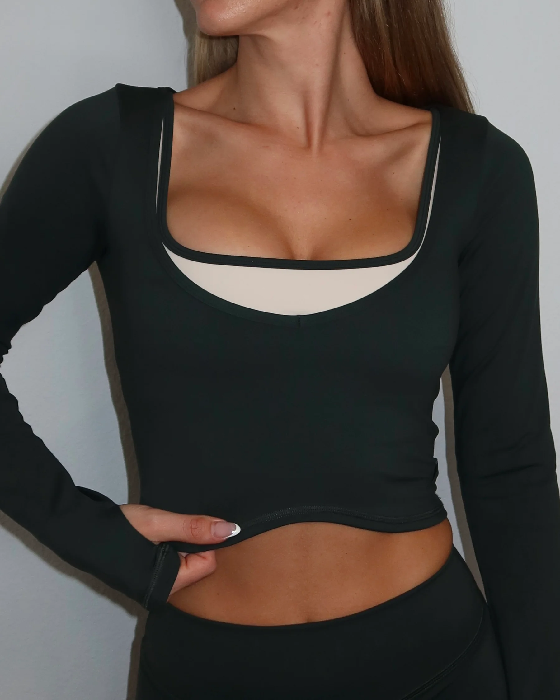 Aura Long Sleeve - Pine (active material) - Image 5