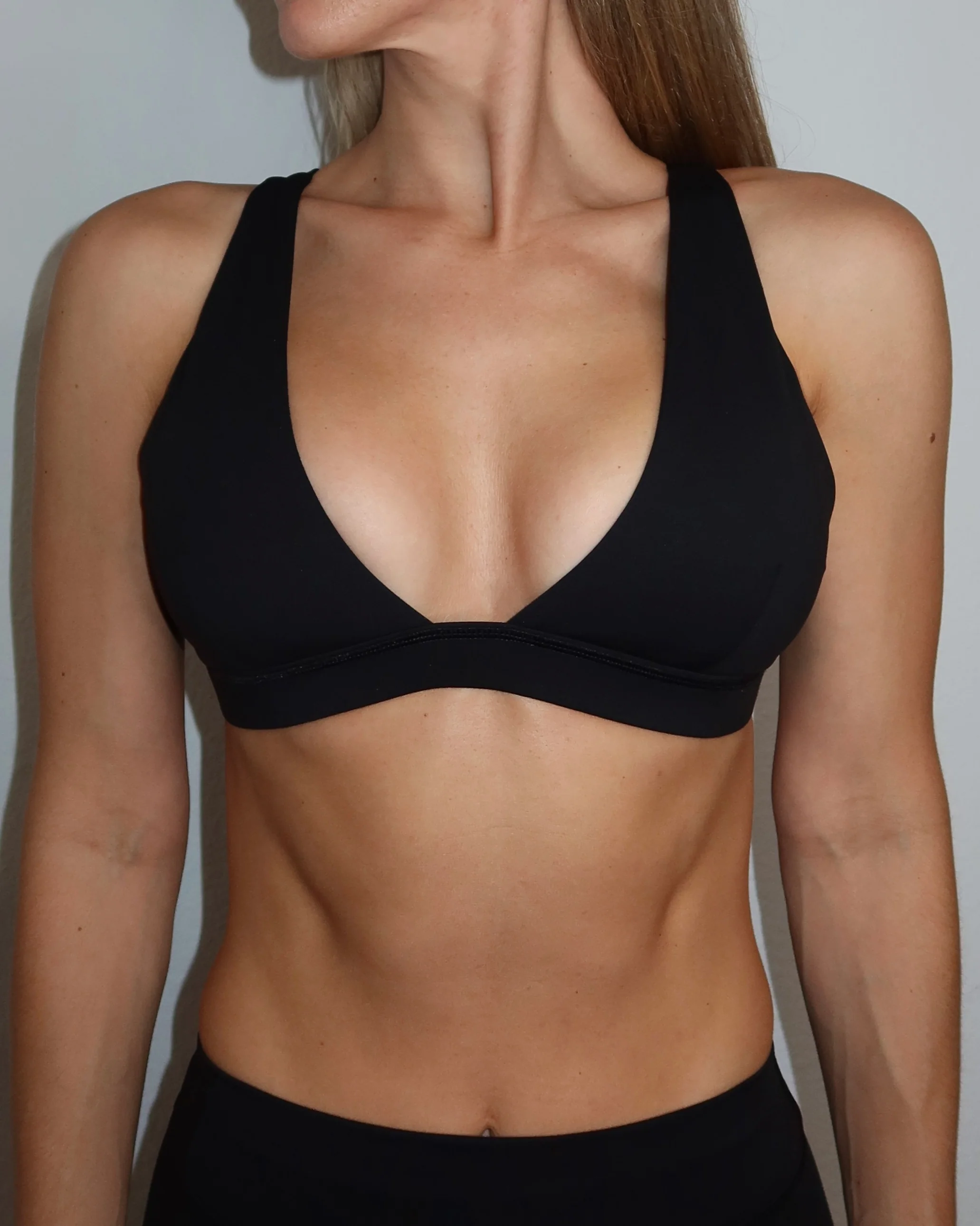 Plunge Bra - Black - Image 3