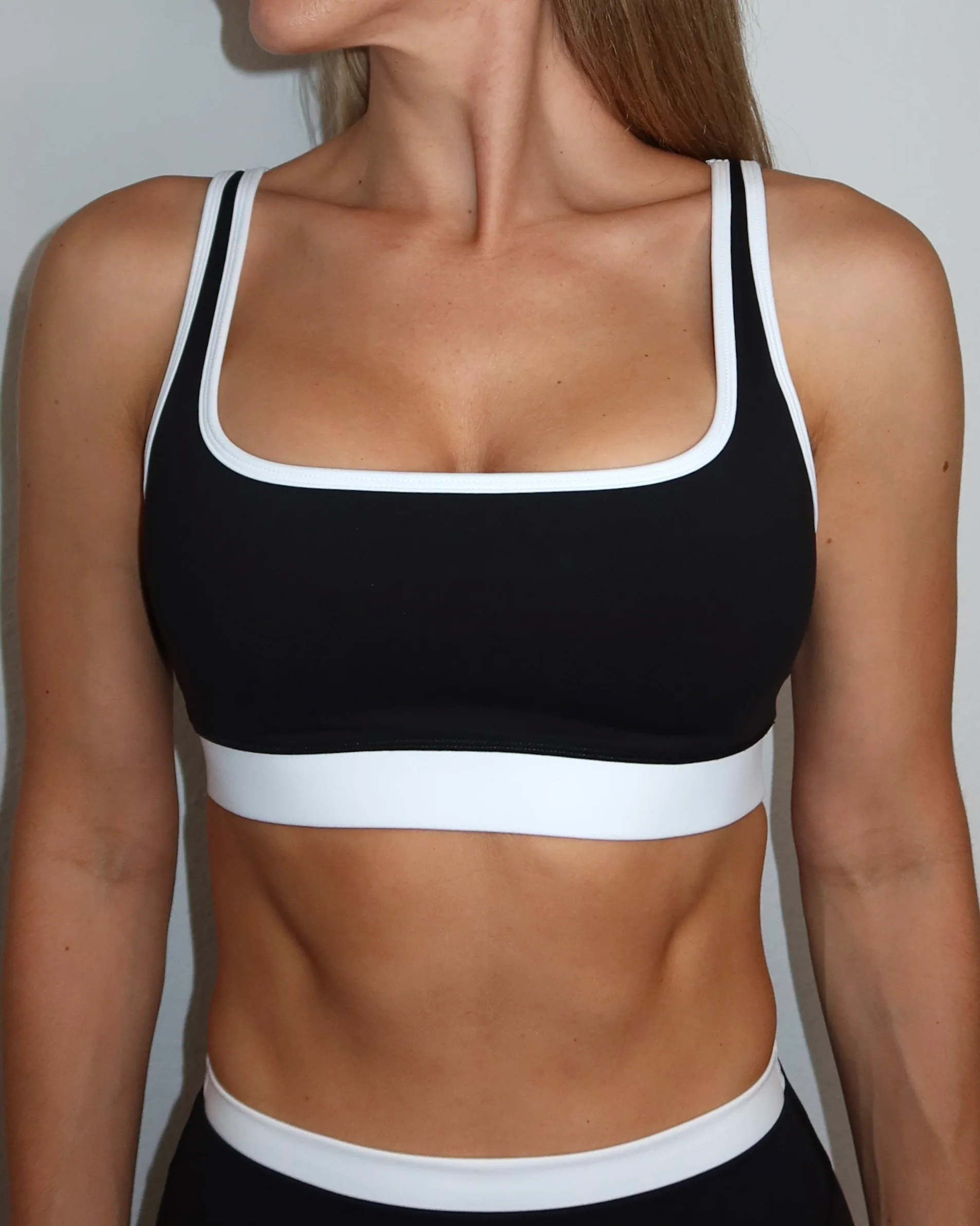Supportive Contrast Bra - Black & White - Image 3